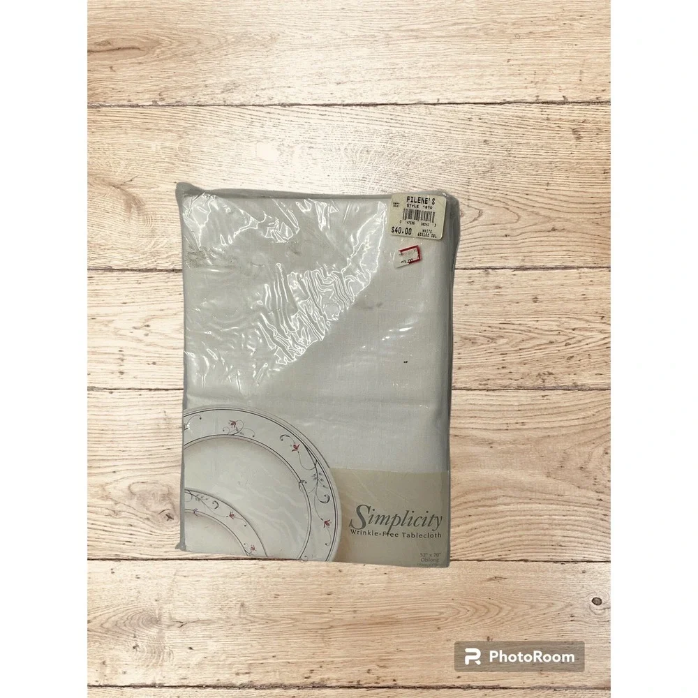 Filene's Tablecloth By Bardwil Off White Oblong 52 X70 Poly Cotton New Old Stock